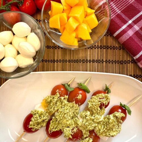 Brochetas de tomate Cherry Sugardrop, melocotón y mozzarella